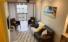 Fb HOME Guaruja- Apartamento proximo as praias da Enseada e Pitangueiras - WI FI